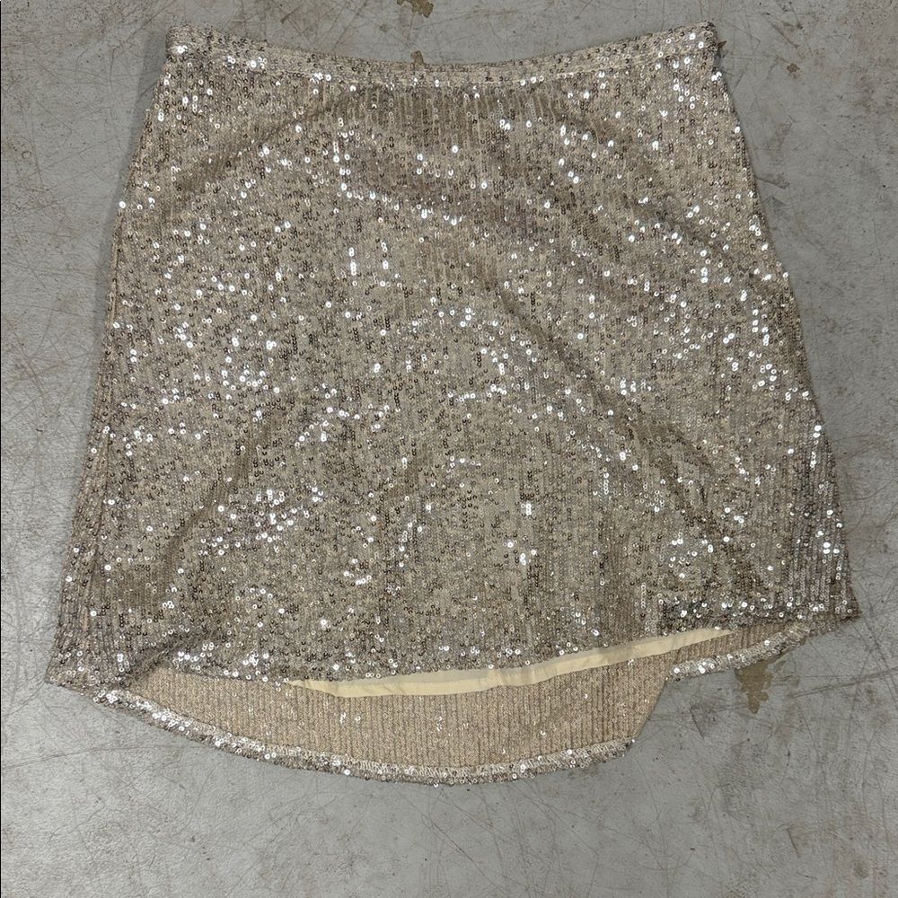 RESA Sparkling Sequin Pencil Skirt in Silver - Size Small - LIKE NEW